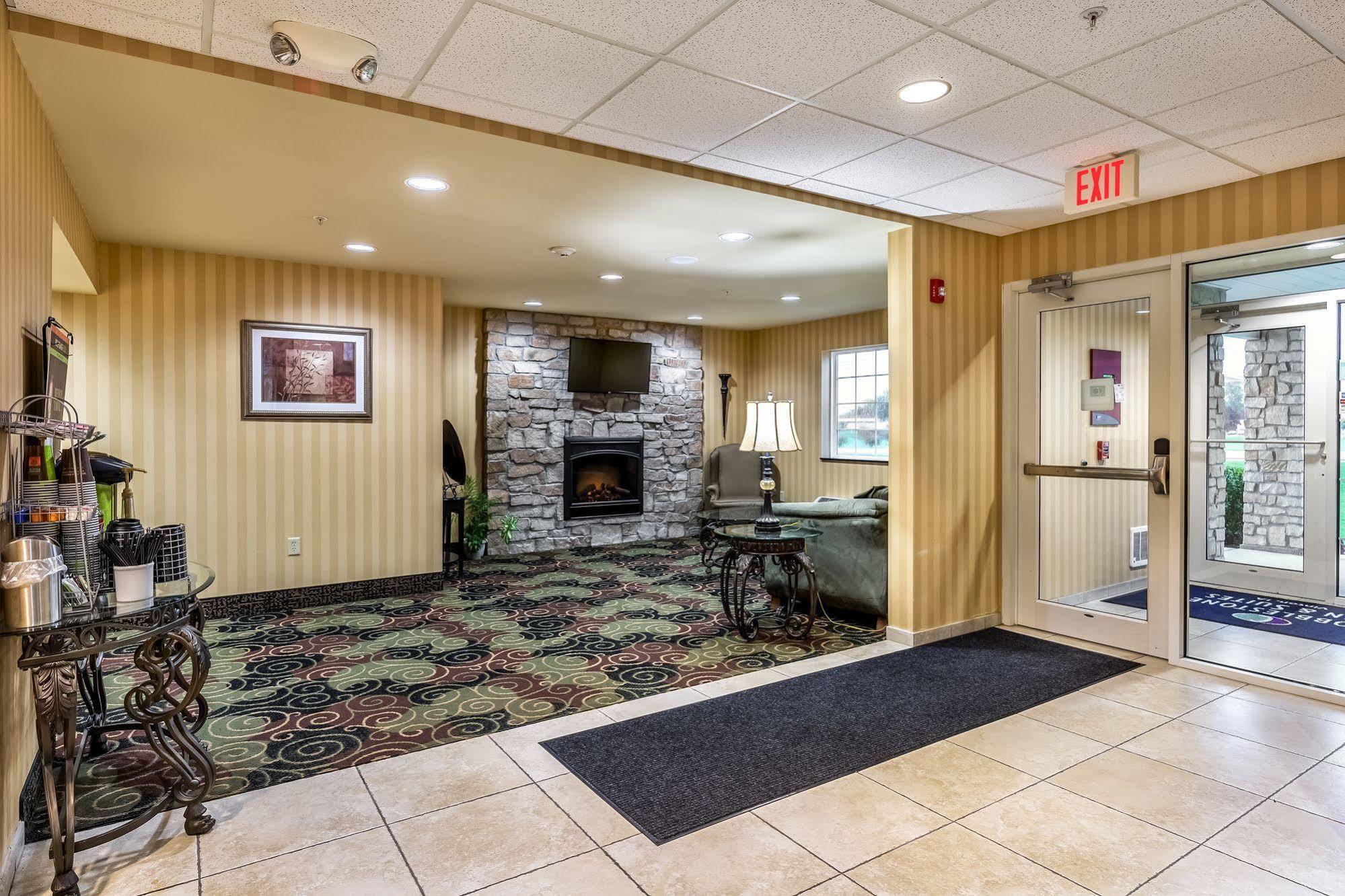 Cobblestone Inn & Suites - Vinton, Ia Εξωτερικό φωτογραφία