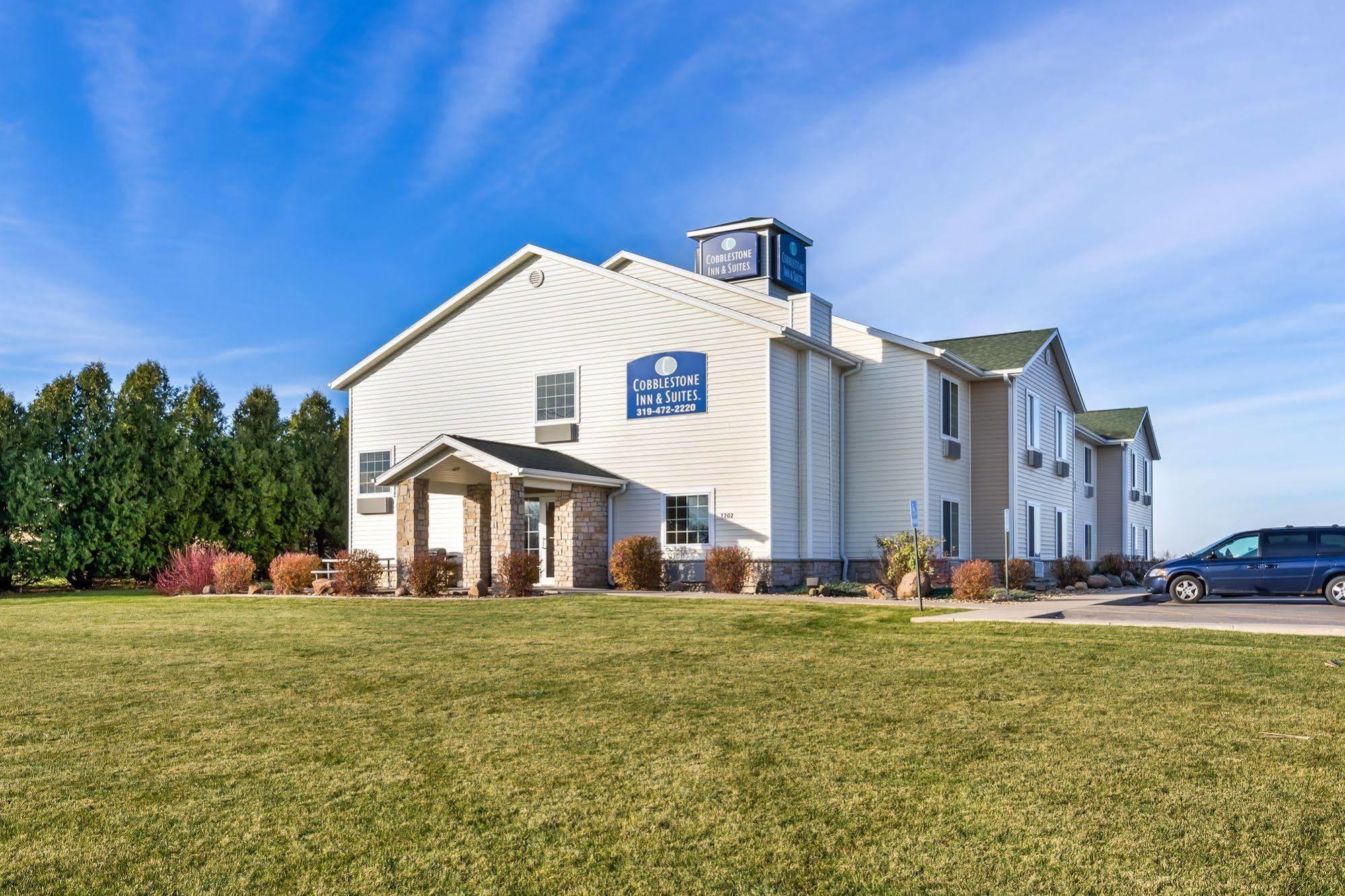 Cobblestone Inn & Suites - Vinton, Ia Εξωτερικό φωτογραφία