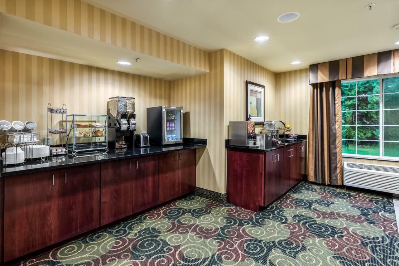 Cobblestone Inn & Suites - Vinton, Ia Εξωτερικό φωτογραφία